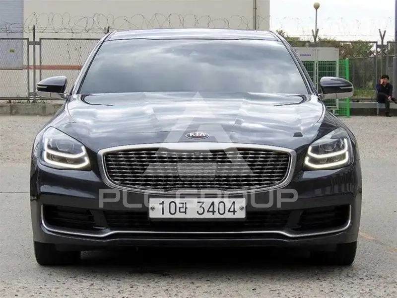 2018 KIA K9