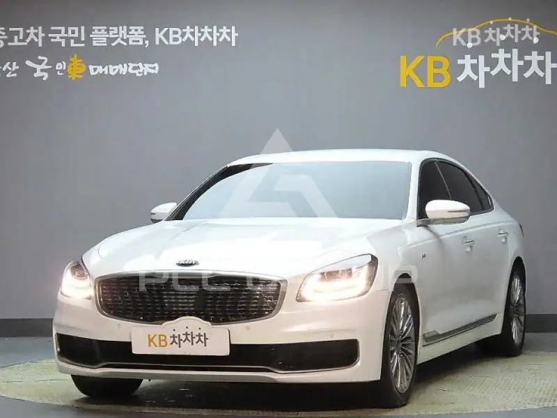 2018 KIA K9