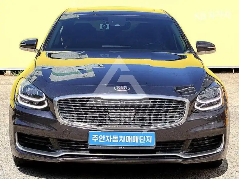 2018 KIA K9