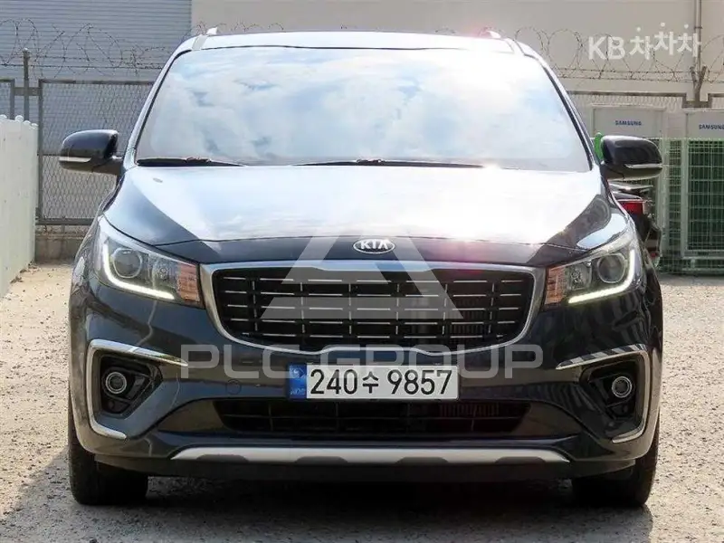 2018 KIA Carnival