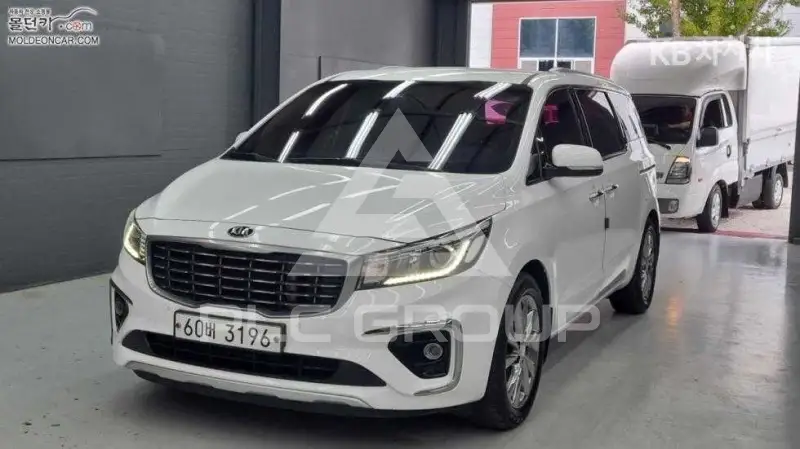 2018 KIA Carnival