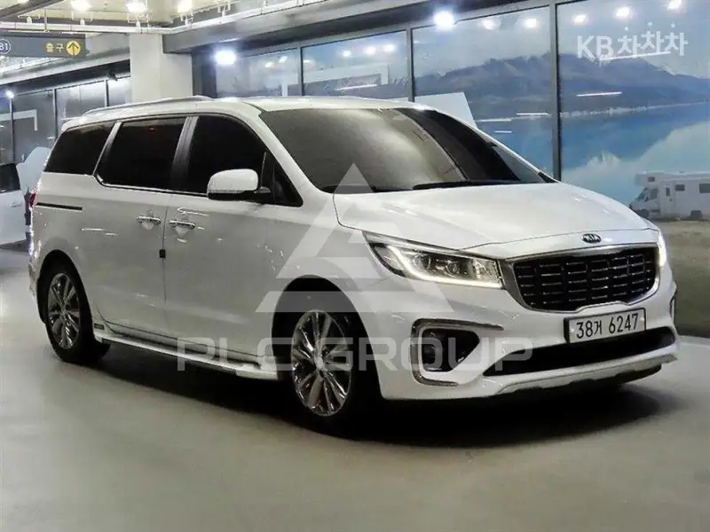 2018 KIA Carnival