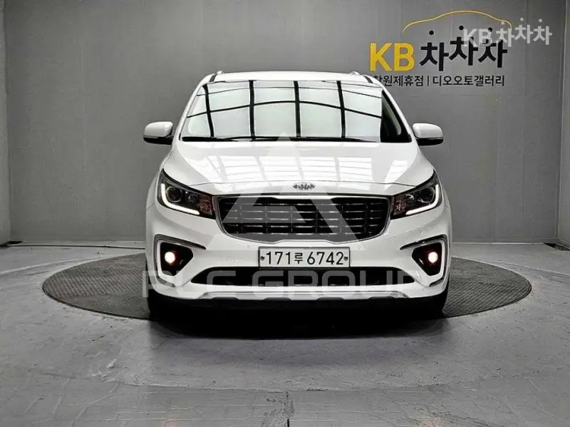 2018 KIA Carnival