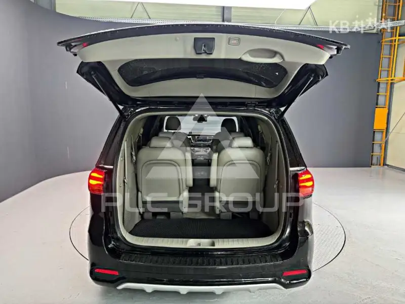 2018 KIA Carnival