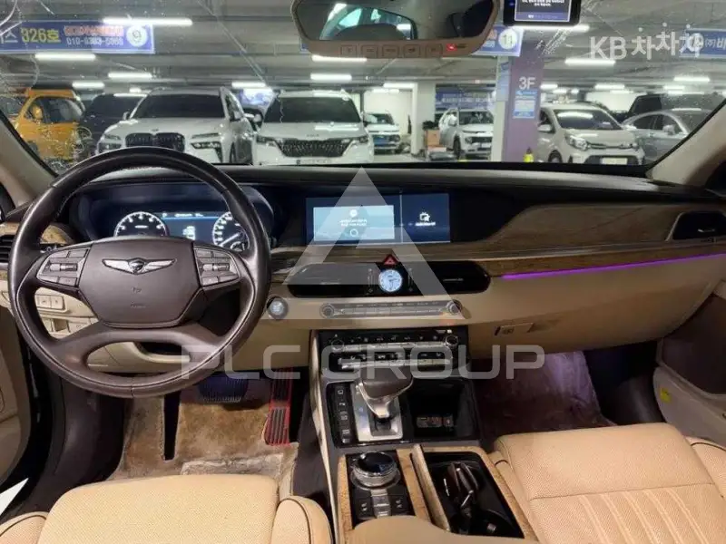 2018 Genesis G90