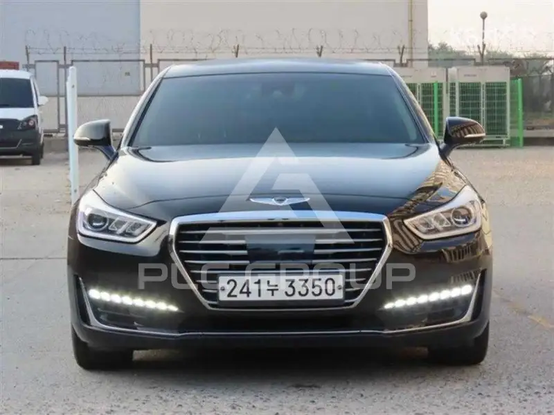 2018 Genesis G90
