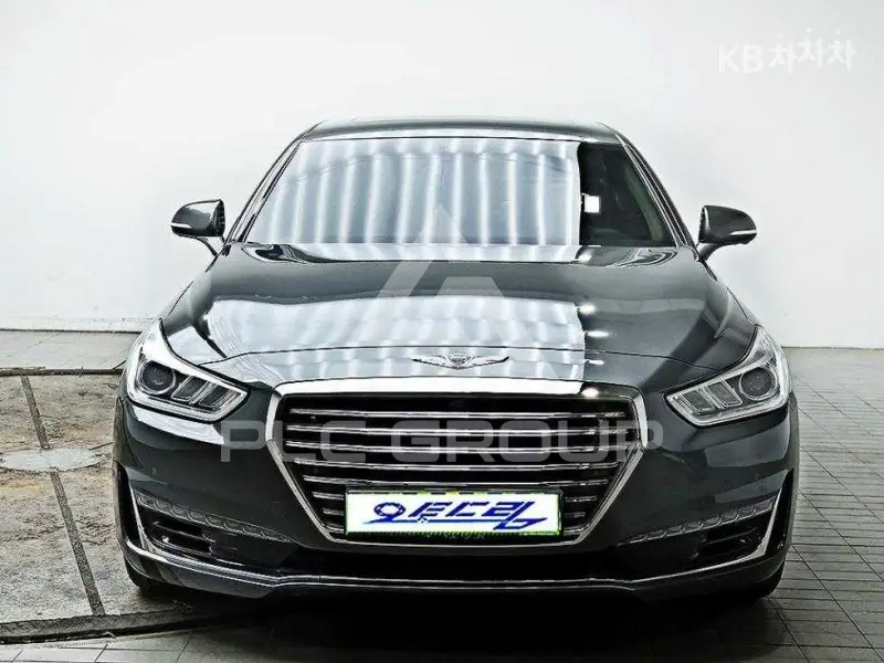 2018 Genesis G90