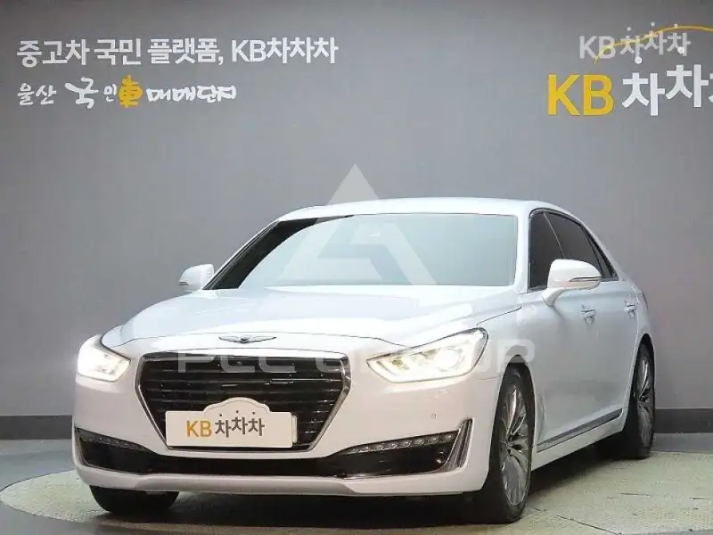 2018 Genesis G90