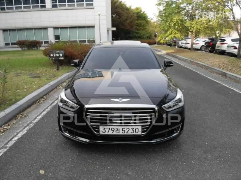 2018 Genesis G90