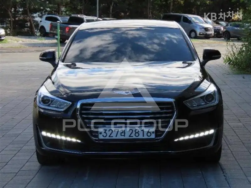2018 Genesis G90