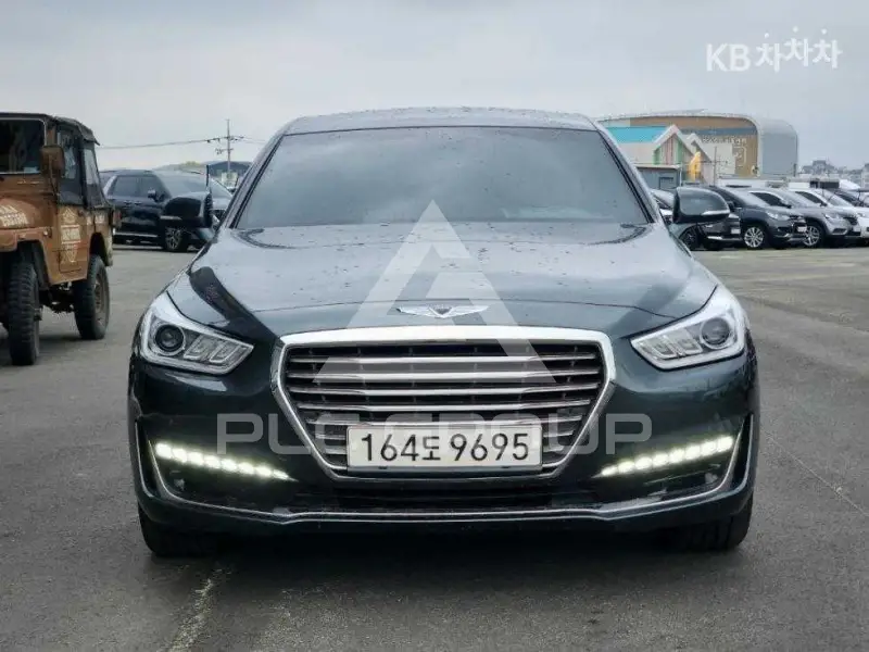 2018 Genesis G90