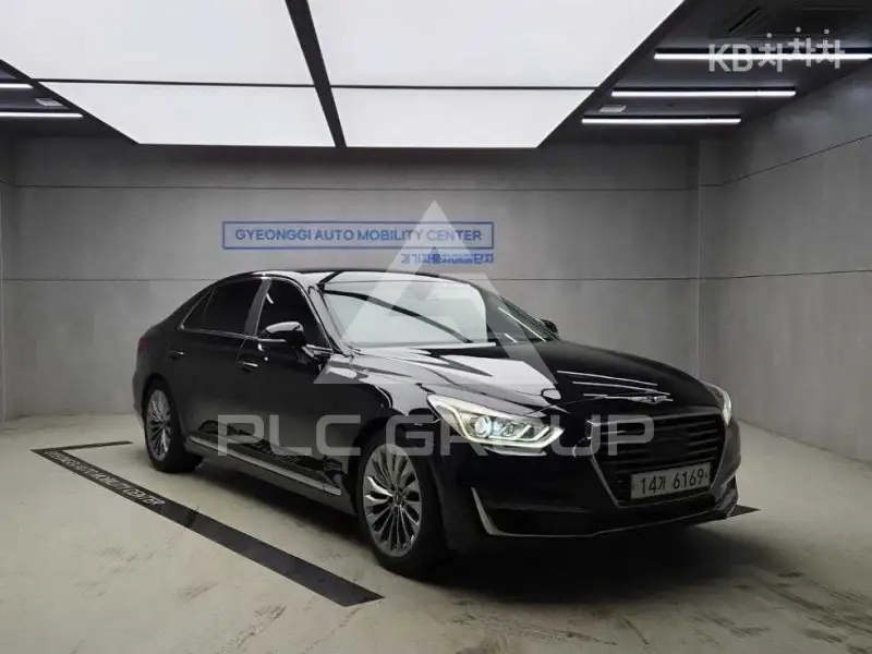 2018 Genesis G90