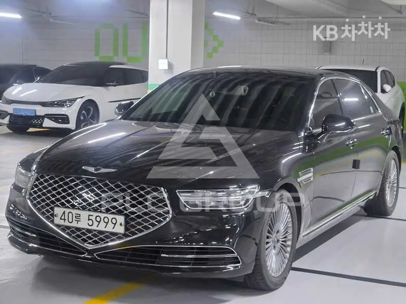 2018 Genesis G90