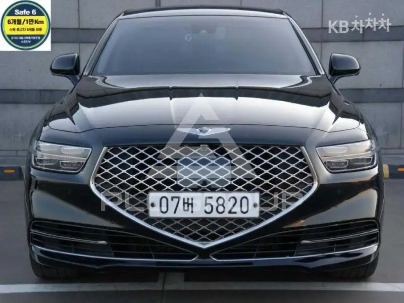 2018 Genesis G90