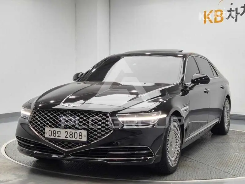 2018 Genesis G90