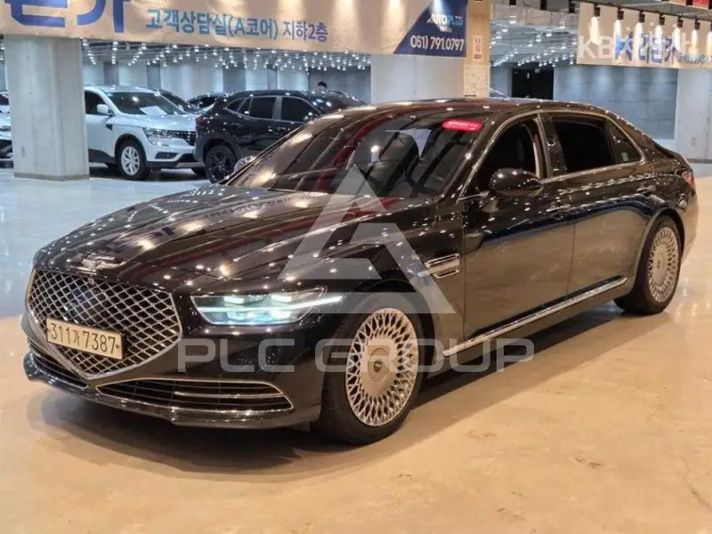 2018 Genesis G90
