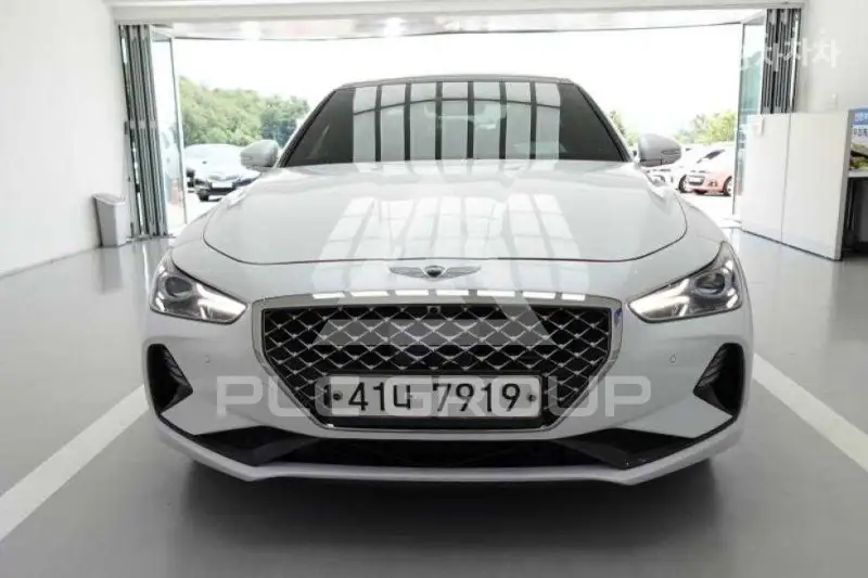 2018 Genesis G70