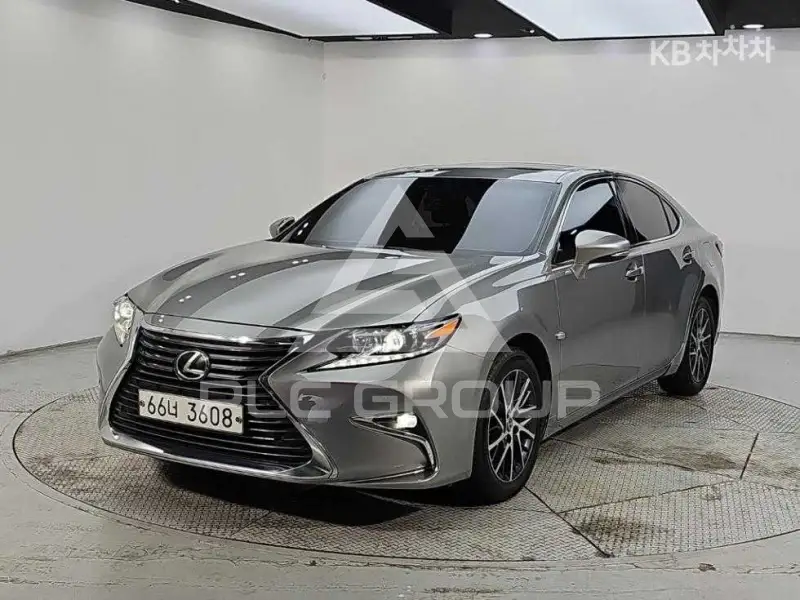 2018 Lexus ES