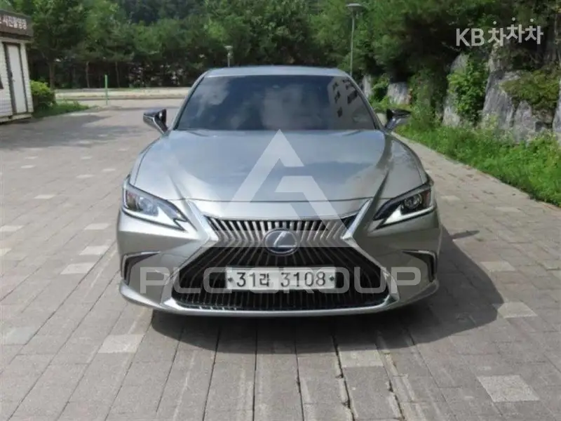 2018 Lexus ES