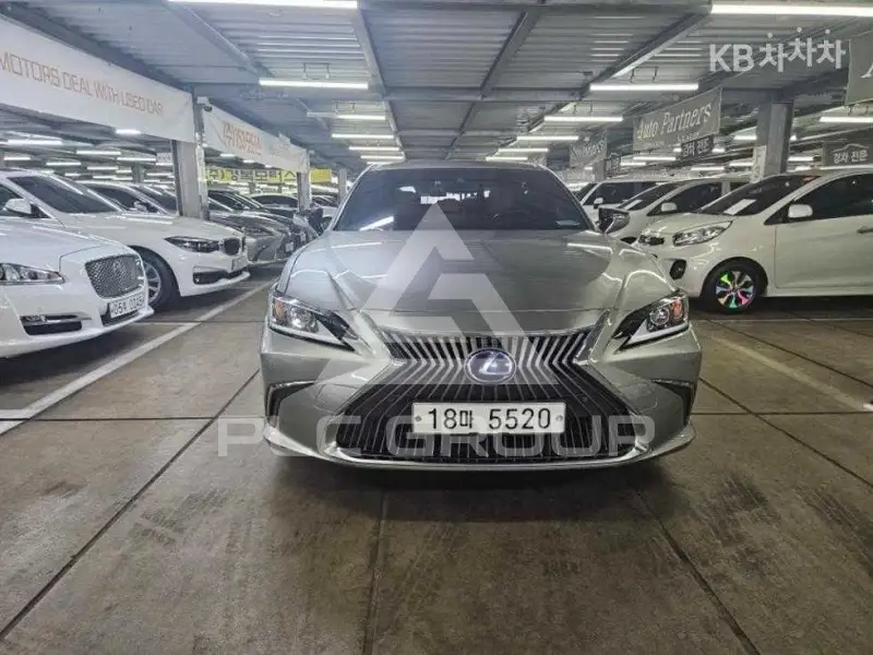 2018 Lexus ES