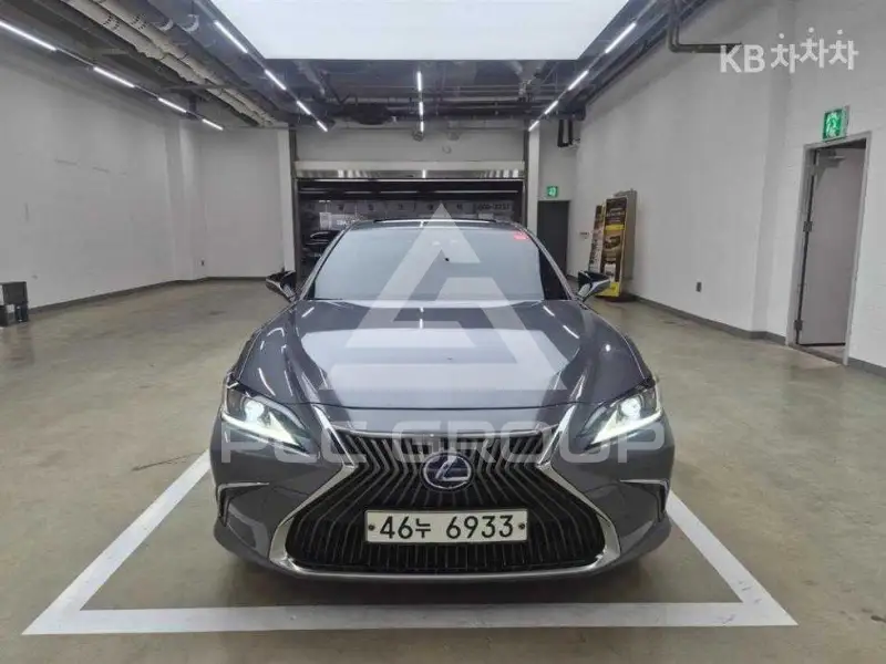 2018 Lexus ES