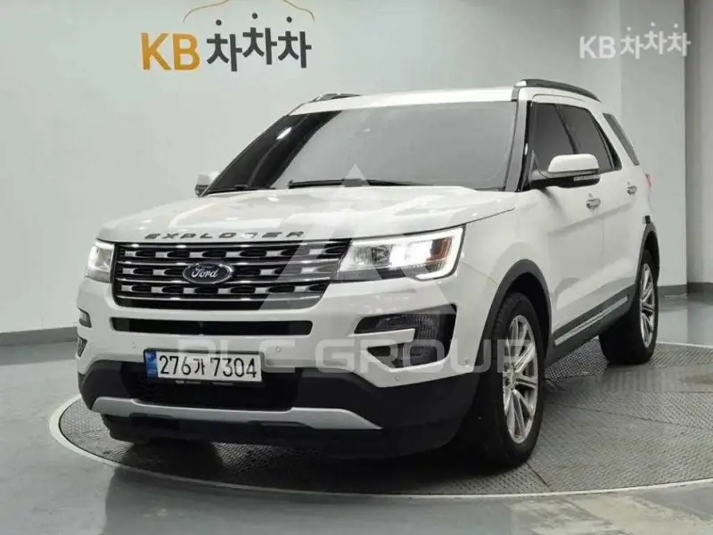 2018 Ford Explorer