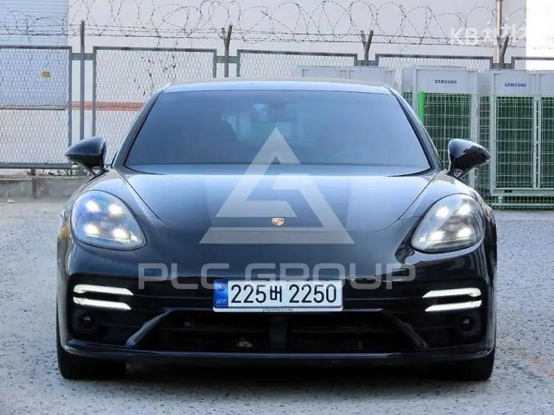 2018 Porsche Panamera