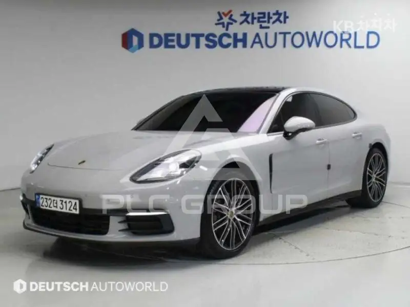 2018 Porsche Panamera