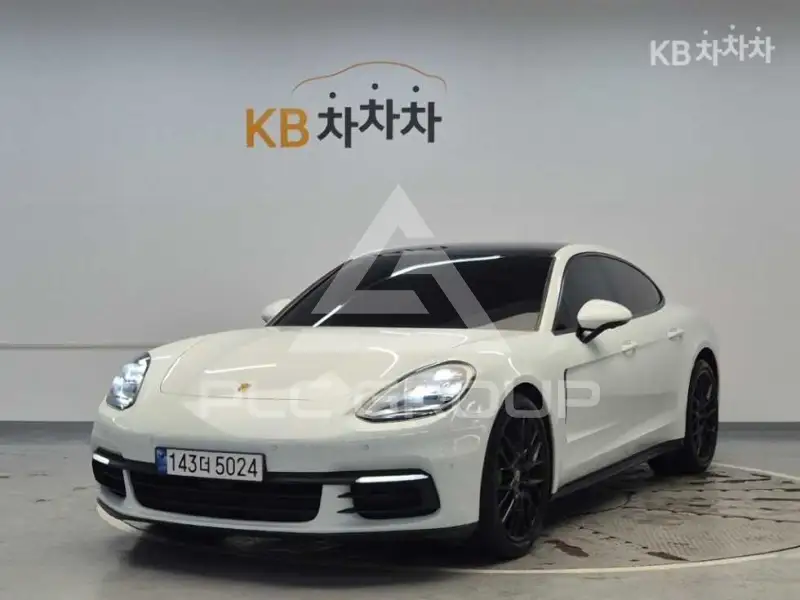 2018 Porsche Panamera