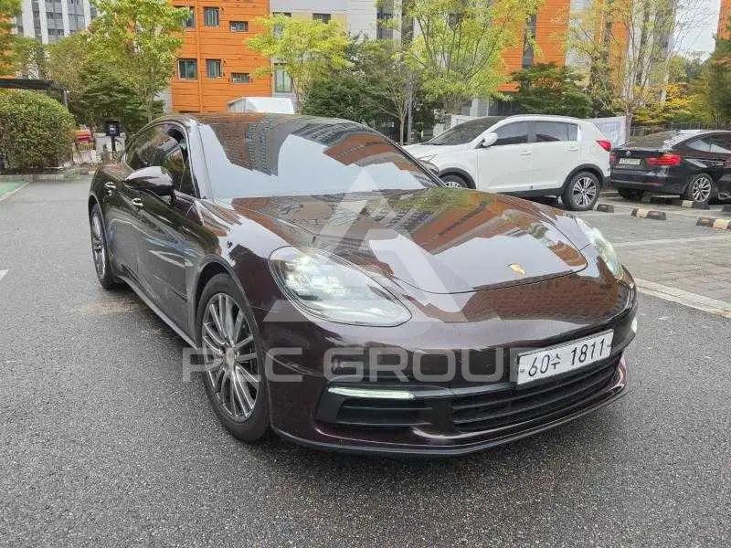 2018 Porsche Panamera