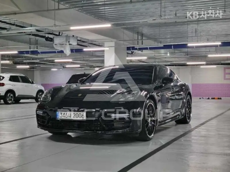 2018 Porsche Panamera