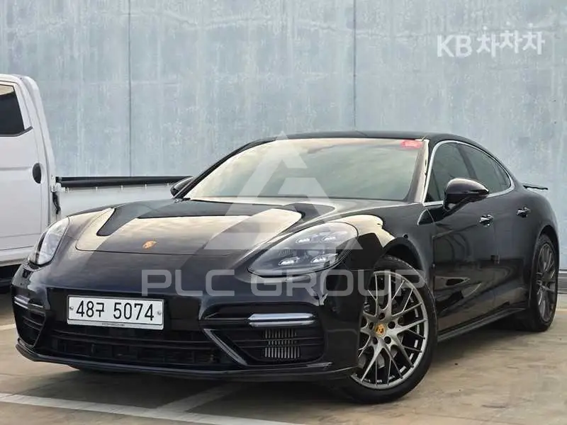 2018 Porsche Panamera
