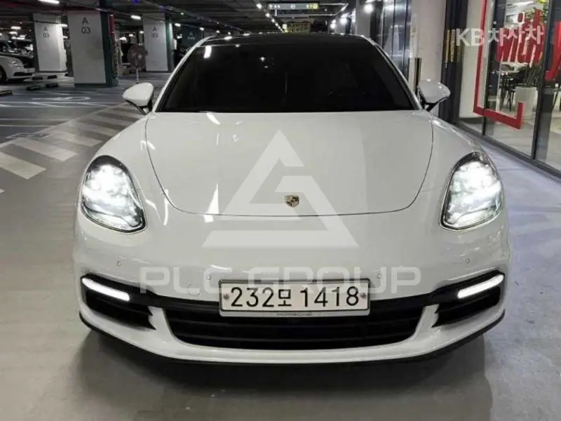 2018 Porsche Panamera