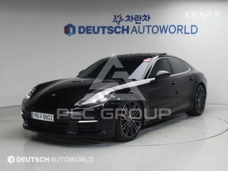 2018 Porsche Panamera