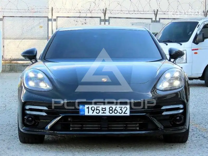 2018 Porsche Panamera