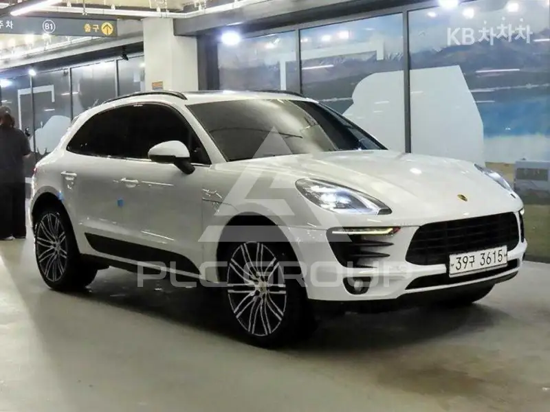 2018 Porsche Macan
