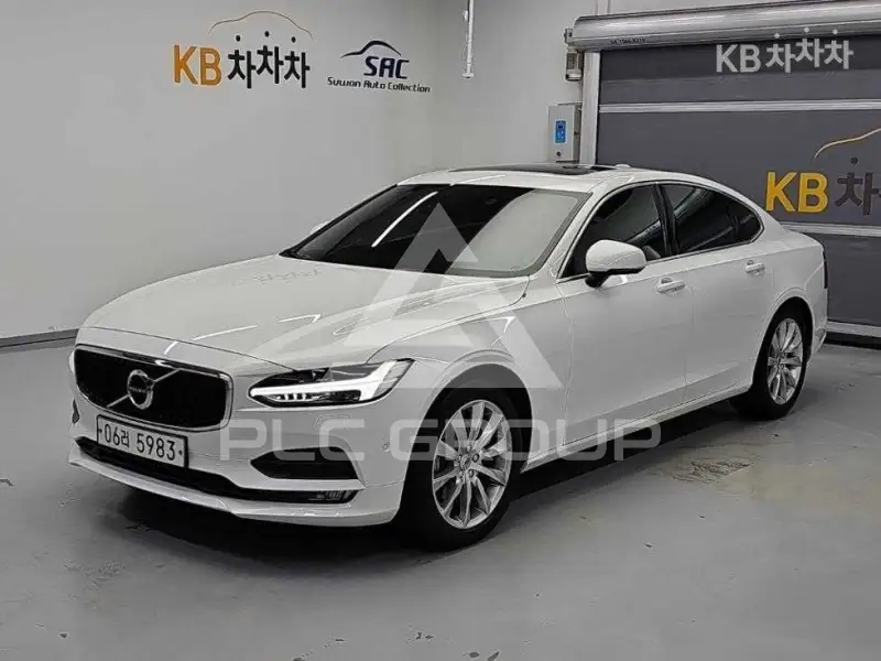 2018 Volvo S90