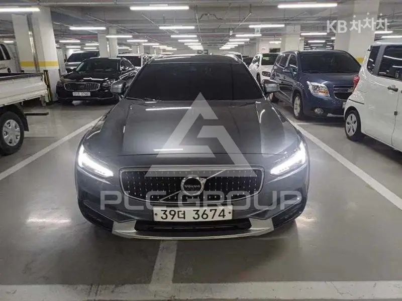 2018 Volvo V90