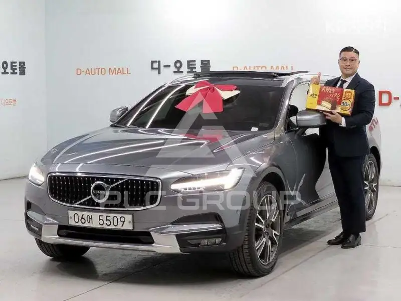 2018 Volvo V90