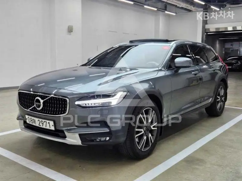2018 Volvo V90