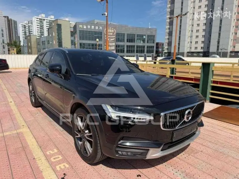 2018 Volvo V90