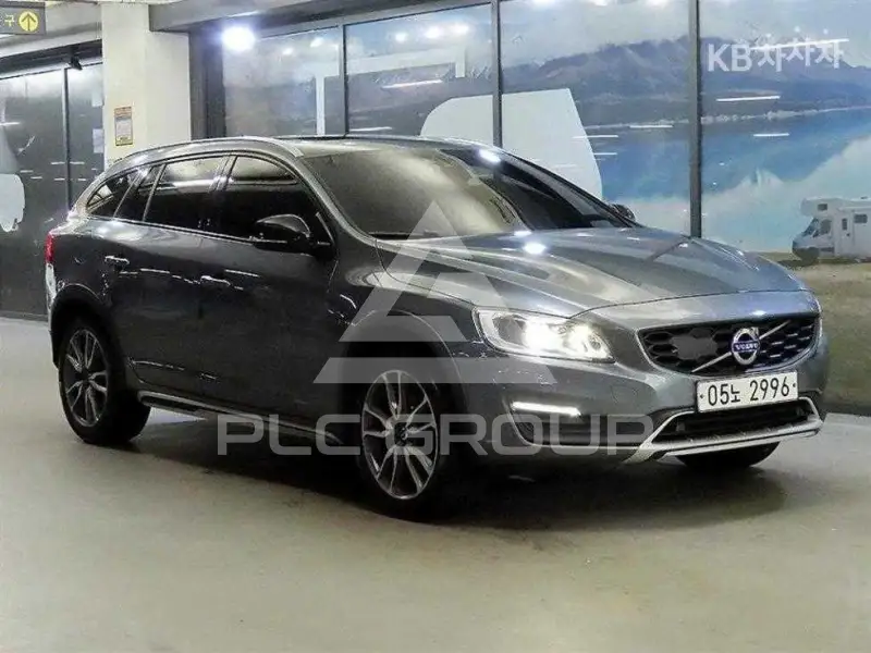 2018 Volvo V60