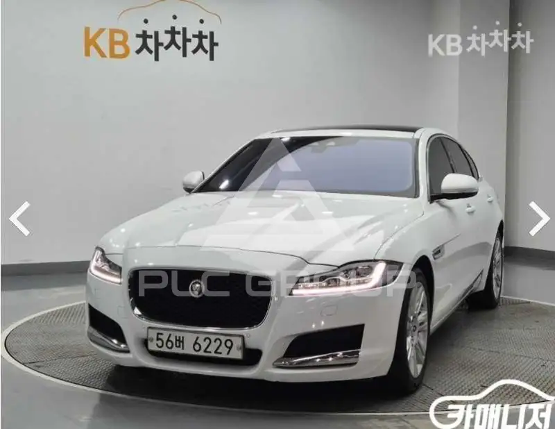 2018 Jaguar XF