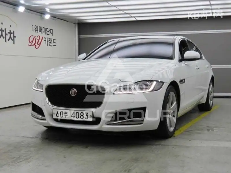 2018 Jaguar XF