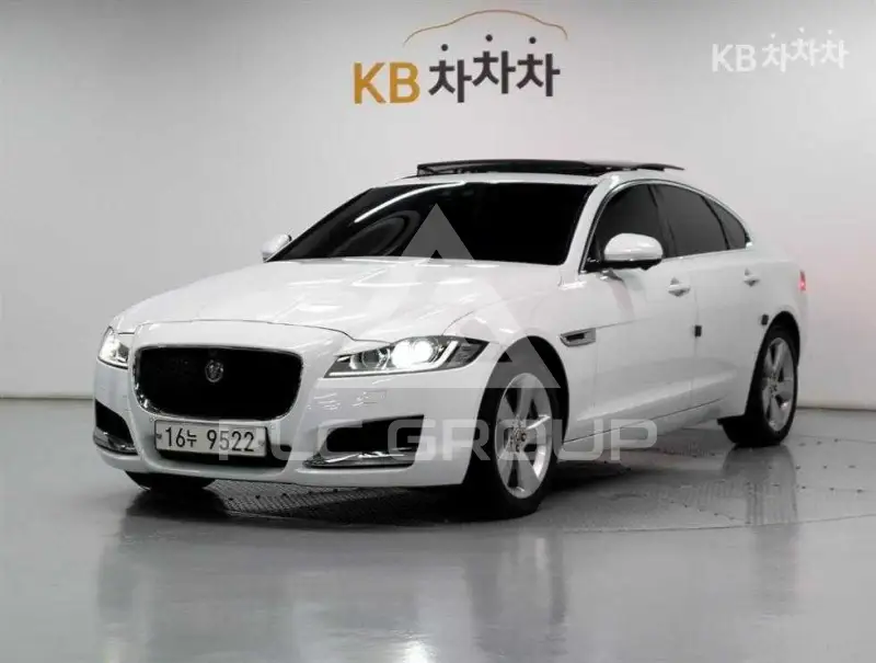 2018 Jaguar XF