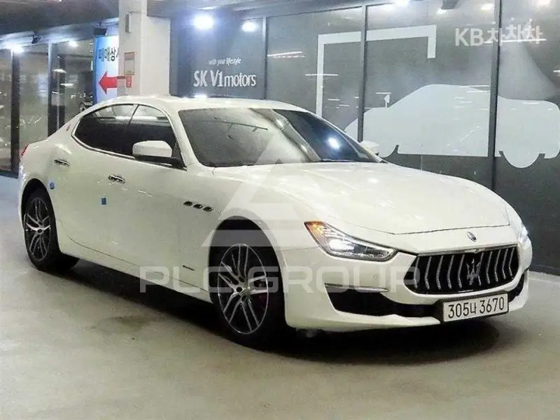 2018 Maserati GHIBLI