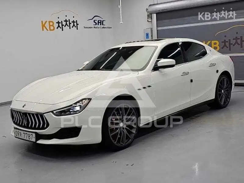 2018 Maserati GHIBLI