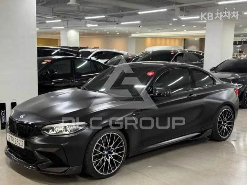 2019 BMW M1