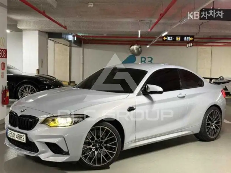 2019 BMW M1