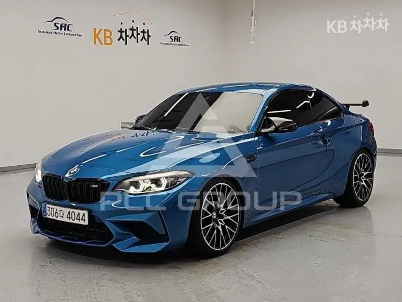 2019 BMW M1